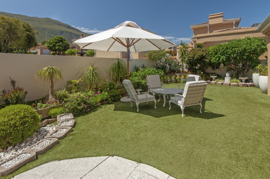 2 Bedroom Property for Sale in Onrus Western Cape